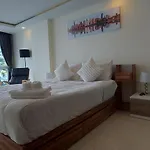 Grand Avenue Pattaya, Luxury Condo, 50Sqm, Pool View