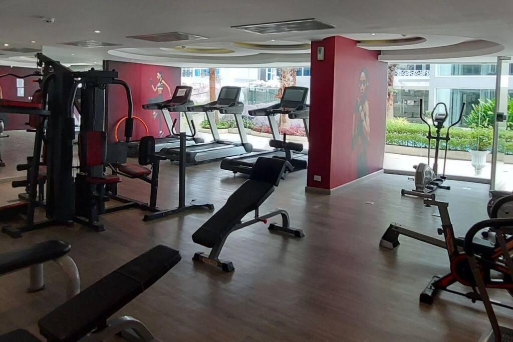 Apartment Grand Avenue Pattaya, Luxury Condo, 50sqm, Pool View *